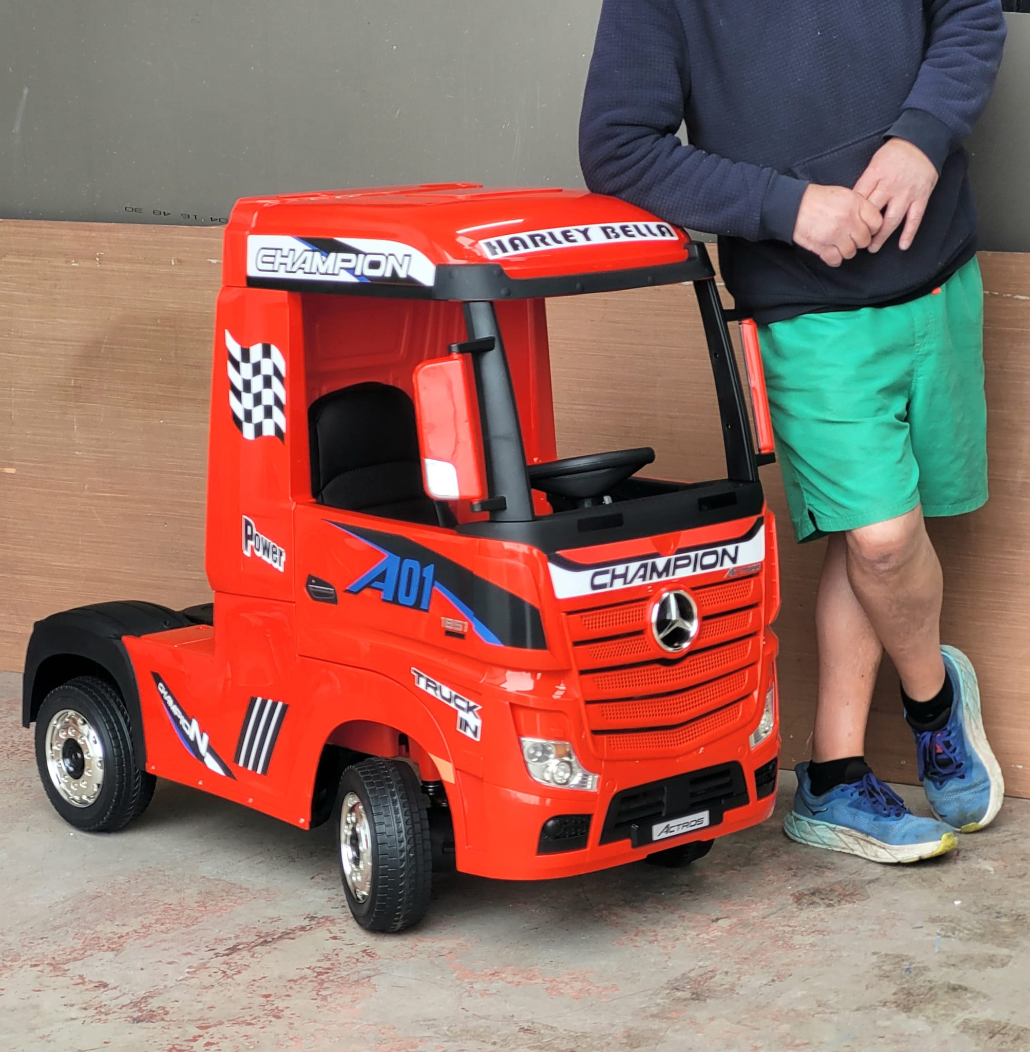 Licensed Mercedes Benz Actros 24V Electric Ride On Truck Black